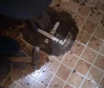 富锦卫生间漏水维修公司为您分享下卫生间渗水如何处理及注意事项